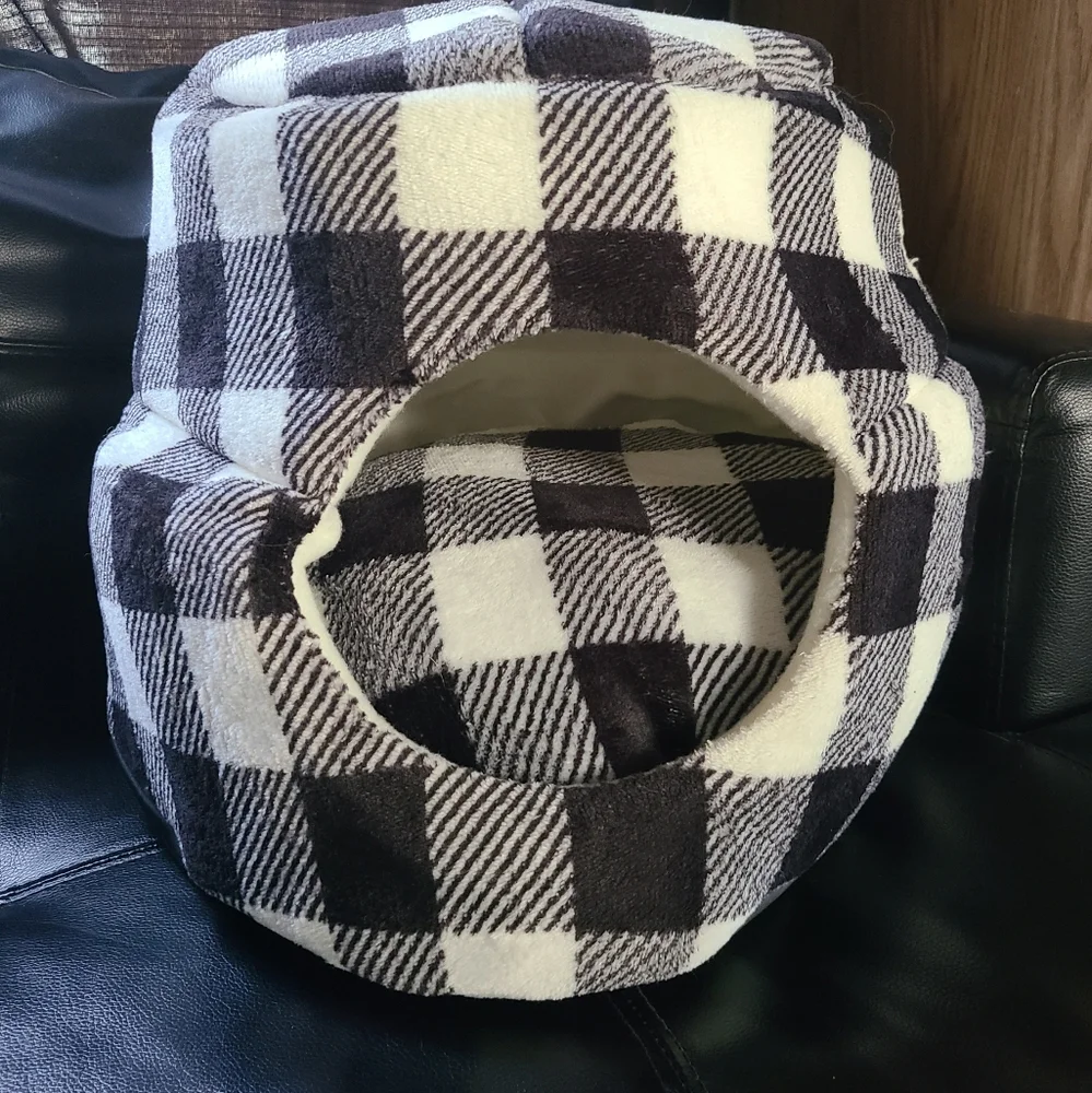 Checkered Pet Bed, Cat Bed, Cat Hut, Dog Hut, 2 In 1 Dog Bed, Pet Suppplies